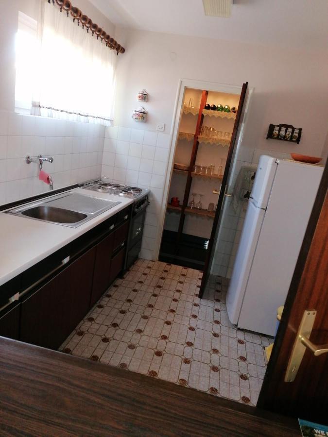 Guesthouse Butkovic Punat Ngoại thất bức ảnh
