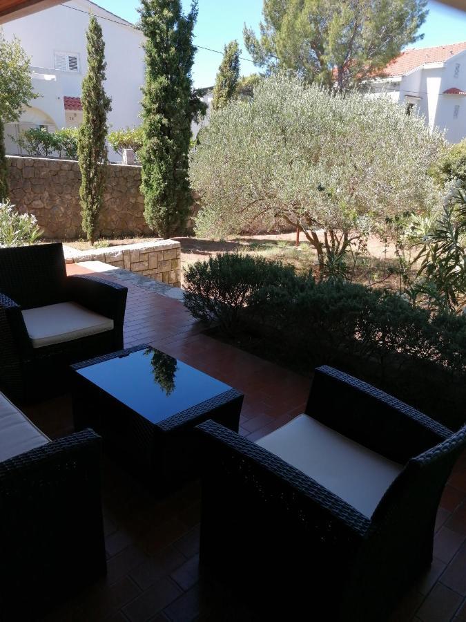 Guesthouse Butkovic Punat Ngoại thất bức ảnh